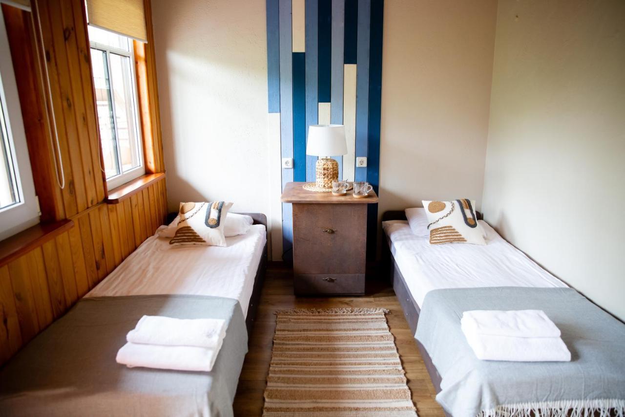 Melynojo Karpio Barza Hotel Kinty Eksteriør billede